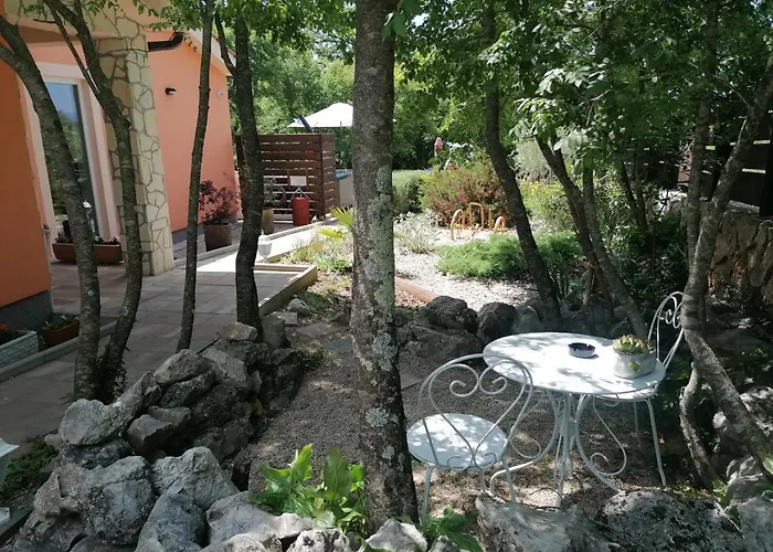 Ferienhaus The Forest House Krk 2 *