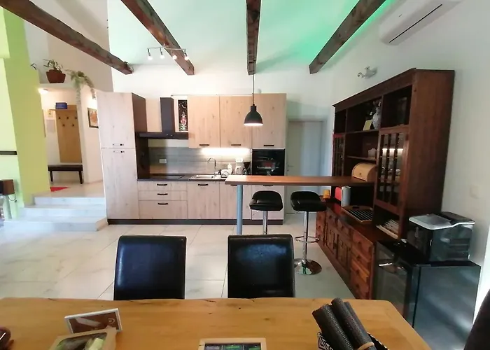 The Forest House Krk 2 Ferienhaus Kras
