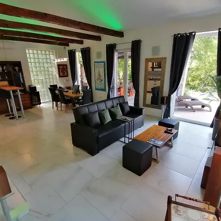 The Forest House Krk 2 度假居