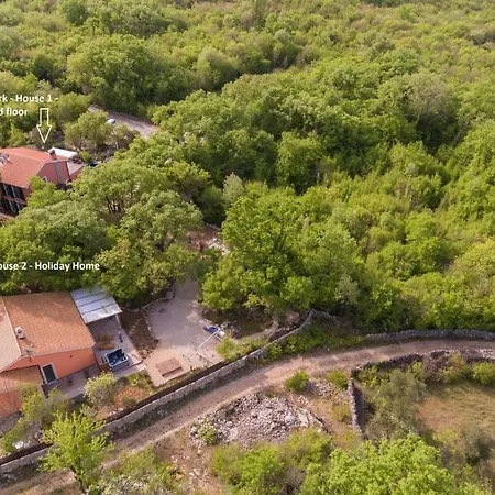 The Forest House Krk 2 度假居 *