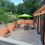 Semesterbostad The Forest House Krk 2