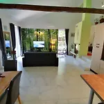 Semesterbostad The Forest House Krk 2 *