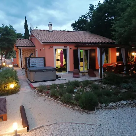 The Forest House Krk 2 Ferienhaus