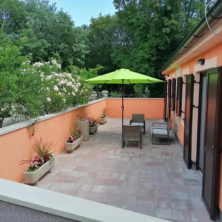 Ferienhaus The Forest House Krk 2